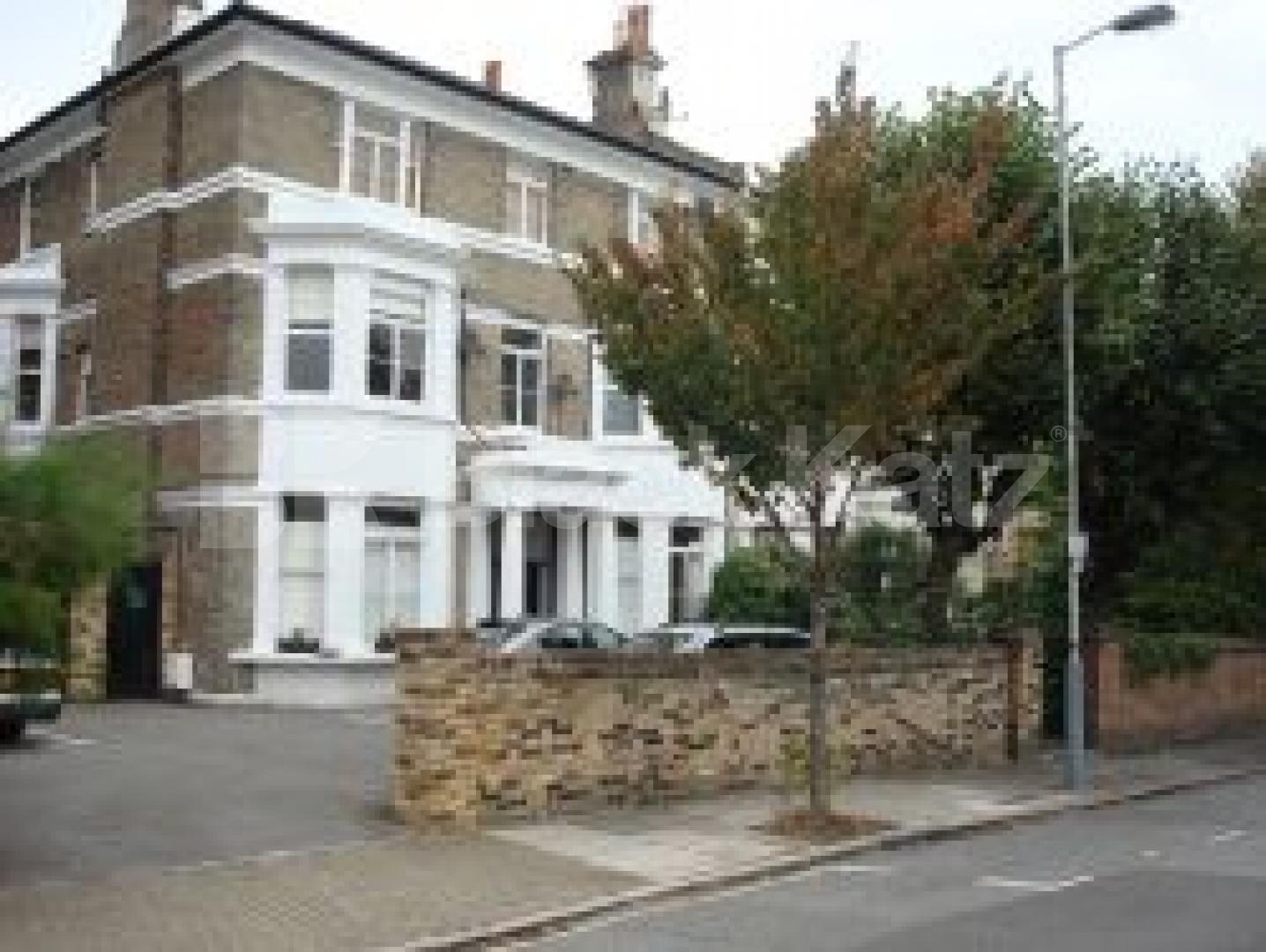 			New Instrction, 2 Bedroom, 1 bath, 1 reception Flat			 Hilldrop Cresent, CAMDEN